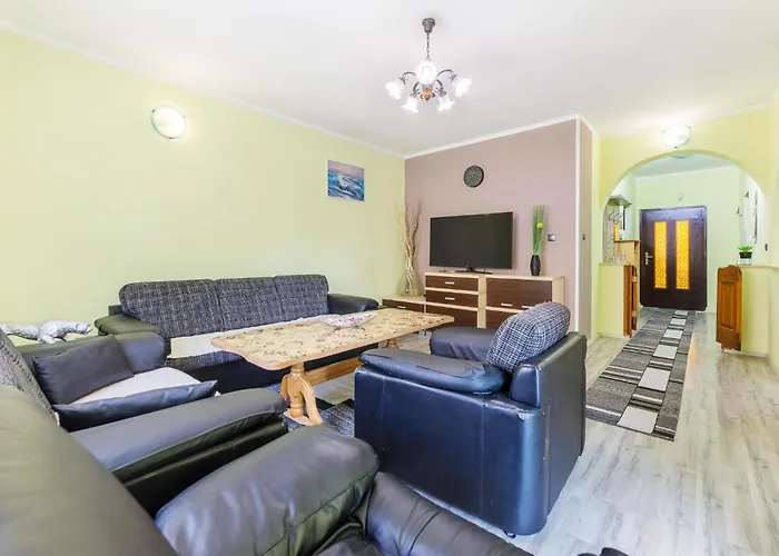 2 Bedroom Cozy In *