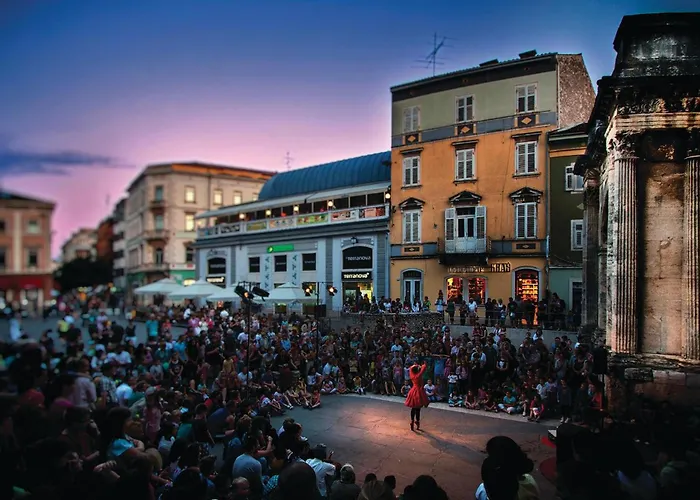 Appartement 2 Bedroom Cozy In *