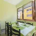 2 Bedroom Cozy In Póla