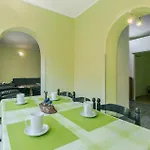 2 Bedroom Cozy In